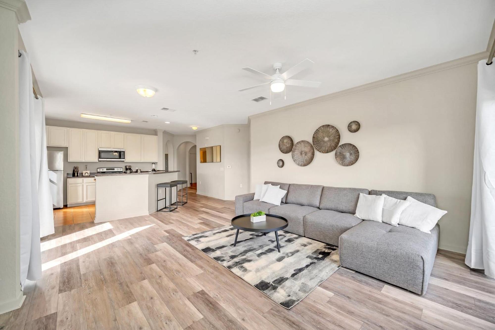 Spacious 2Br Condo W Pool & Hot Tub Near Disney Orlando Dış mekan fotoğraf