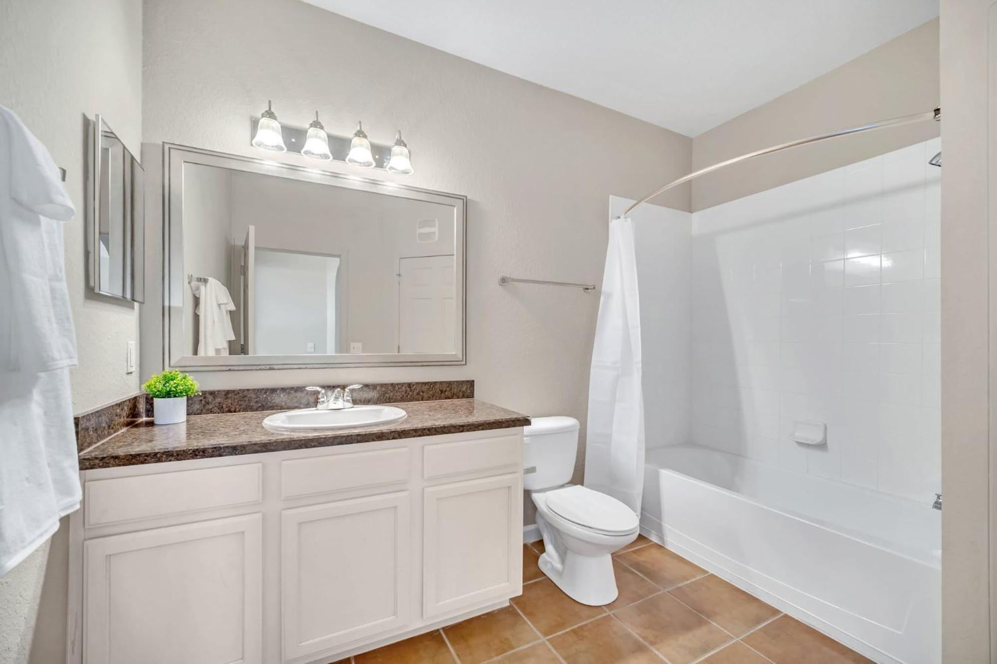 Spacious 2Br Condo W Pool & Hot Tub Near Disney Orlando Dış mekan fotoğraf